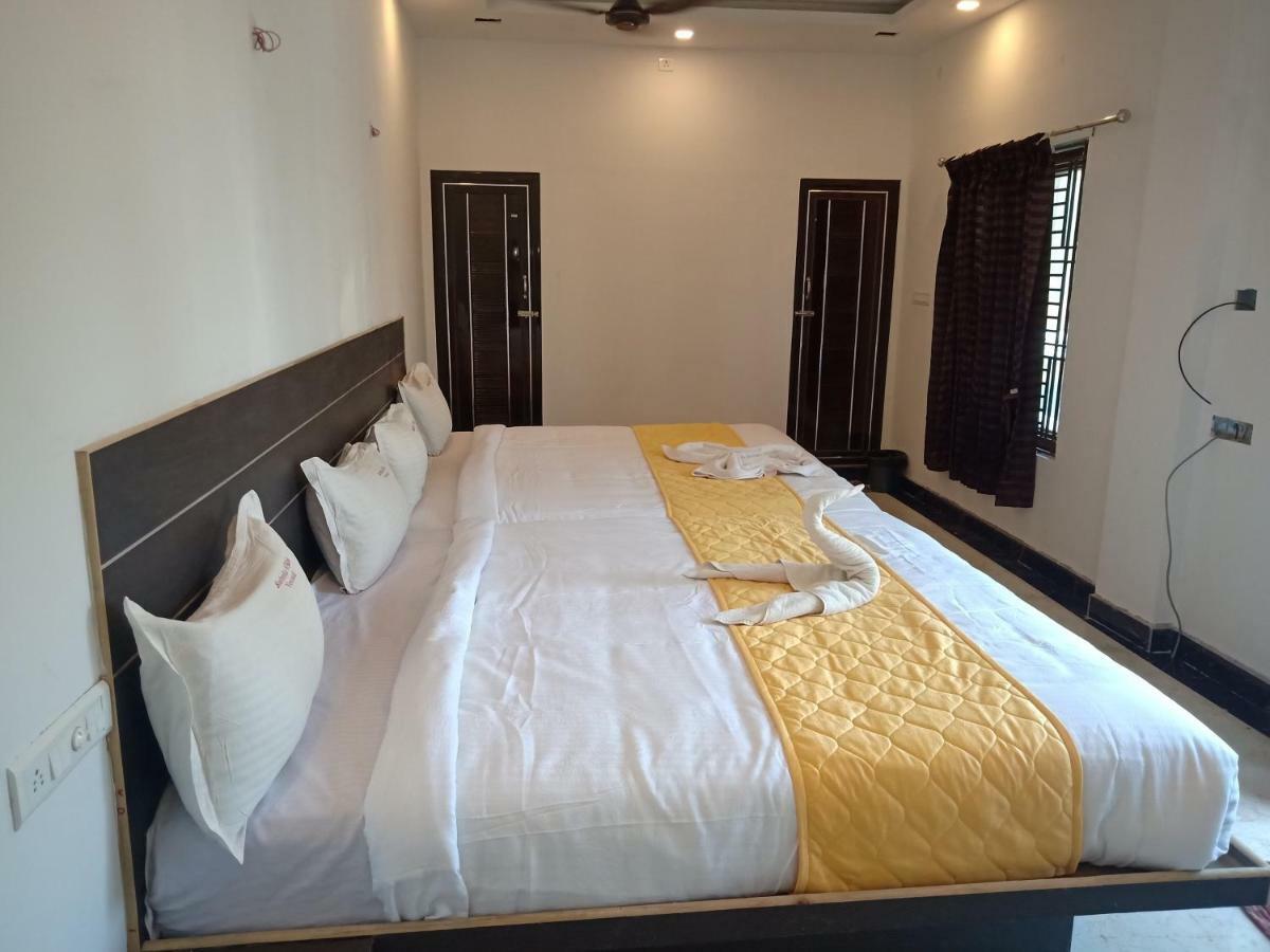 Sushmika Resorts Inn يركواد المظهر الخارجي الصورة